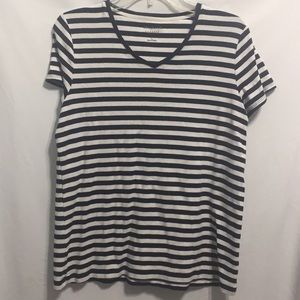 navy striped tee